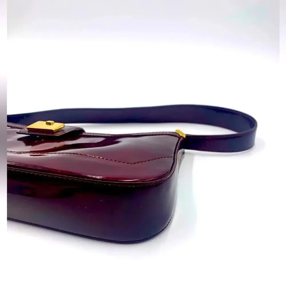 Auth Preloved Small Ferragamo Patent Leather Shoulder Bag. Very good condition!